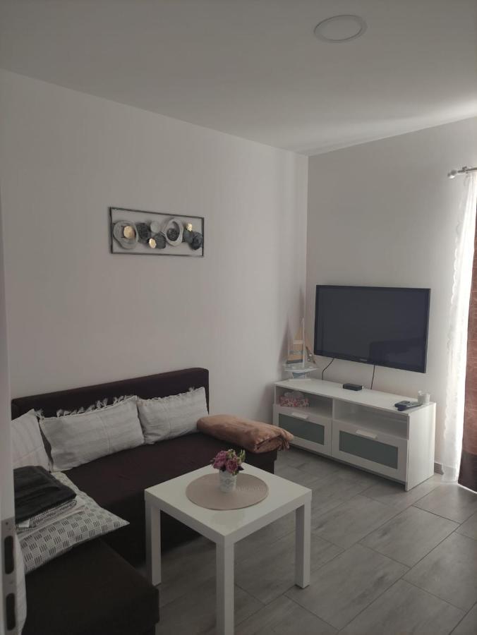 Apartmani Ima Rovanjska Exterior foto